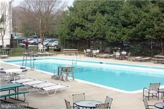 140 Royal Oak Dr, Unit H in Bel Air, MD - Building Photo - Building Photo