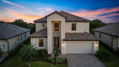 6523 Clairborne Ln in Bradenton, FL - Building Photo - Building Photo