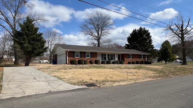 425 Westview Dr NE in Cleveland, TN - Building Photo