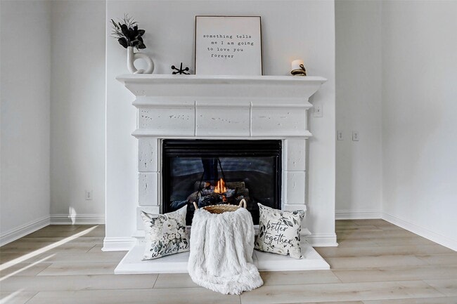 5 Versante Ct in Houston, TX - Building Photo - Building Photo