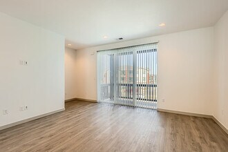 Landings at Gateway in Denver, CO - Building Photo - Building Photo
