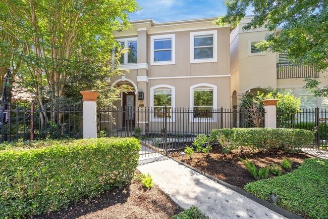 property at 5512 Val Verde St