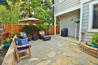 99 Arbor Springs Ln in Pacheco, CA - Building Photo - Building Photo