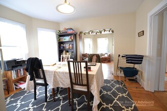 207 Parsons St, Unit 1 in Boston, MA - Building Photo - Building Photo