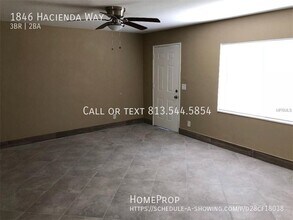 1846 Hacienda Way in Holiday, FL - Building Photo - Building Photo