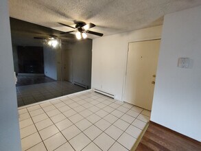 3109 Heritage Dr, Unit 12 in Joliet, IL - Building Photo - Building Photo