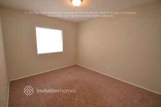 7517 Rainbow Spray Dr in Las Vegas, NV - Building Photo - Building Photo