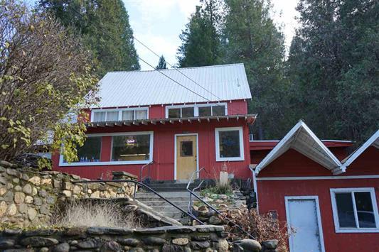 35940 Ca-96 in Klamath River, CA - Building Photo - Building Photo