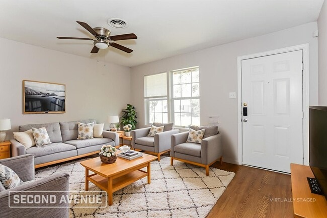 2005 Mt Pleasant Dr in Mesquite, TX - Building Photo - Building Photo