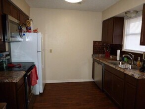 1318 Baylor Dr in Abilene, TX - Foto de edificio - Building Photo