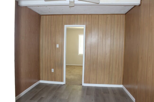 property at 622 S Hancock St