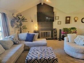 717 Ridge Pl in Enid, OK - Building Photo - Building Photo