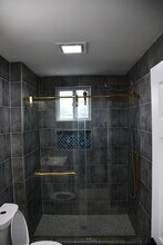 433 W Bringhurst St, Unit 3 in Philadelphia, PA - Foto de edificio - Building Photo