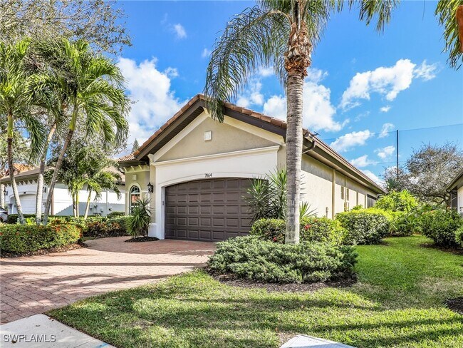 7864 Valencia Ct in Naples, FL - Building Photo - Building Photo