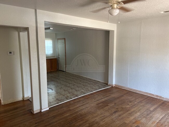 1106 Attas Ave in Killeen, TX - Building Photo - Building Photo