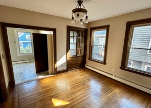206 Adelaide Ave in Providence, RI - Building Photo - Building Photo