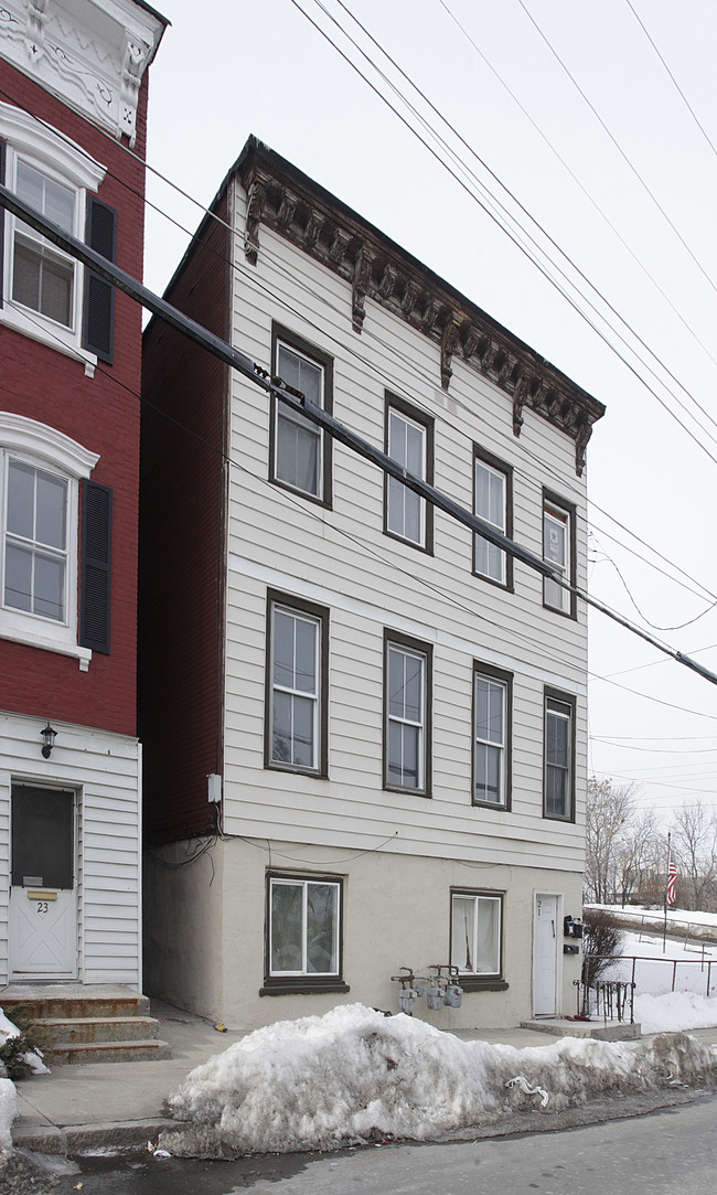 21 Sloan St in Albany, NY - Building Photo - Building Photo