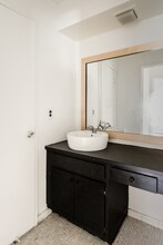 1575 Cherboneau Pl in Detroit, MI - Foto de edificio - Building Photo