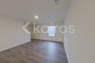 80 Stodmire Ct in Radcliff, KY - Building Photo - Building Photo