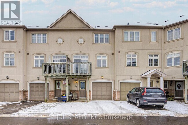 10 Post Oak Dr in Richmond Hill, ON - Building Photo - Building Photo