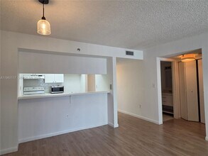 850 N Miami Ave in Miami, FL - Building Photo - Building Photo