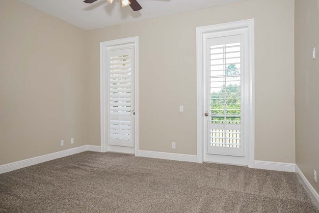 property at 462 E Rosebud Dr