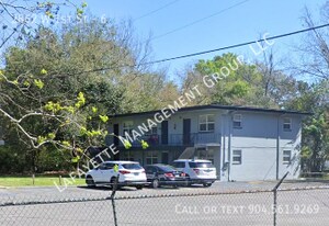 2862 W 1st St in Jacksonville, FL - Building Photo