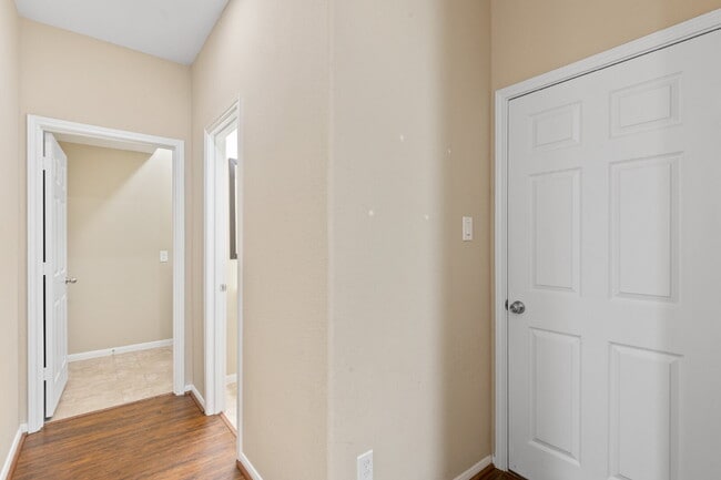 17120 Wilthorne Gardens Ct