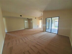 7 Blairton Ct in Palm Coast, FL - Building Photo - Building Photo