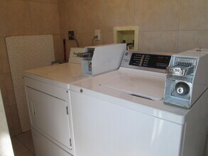 405 N Cypress Dr-Unit -7 in Tequesta, FL - Building Photo - Building Photo