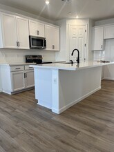 1083 Camomile Dr in Plumas Lake, CA - Building Photo - Building Photo