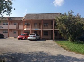 20690 NW 15th Ave in Miami, FL - Building Photo - Building Photo