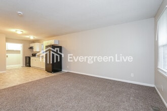 904 Gordon St in High Point, NC - Building Photo - Building Photo