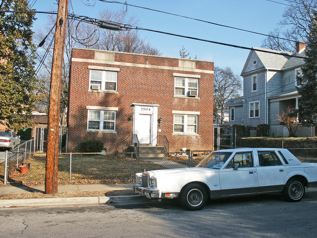 2904 Bunker Hill Rd in Mount Rainier, MD - Building Photo - Building Photo