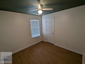 130 Willow Oak Dr in Richmond Hill, GA - Foto de edificio - Building Photo