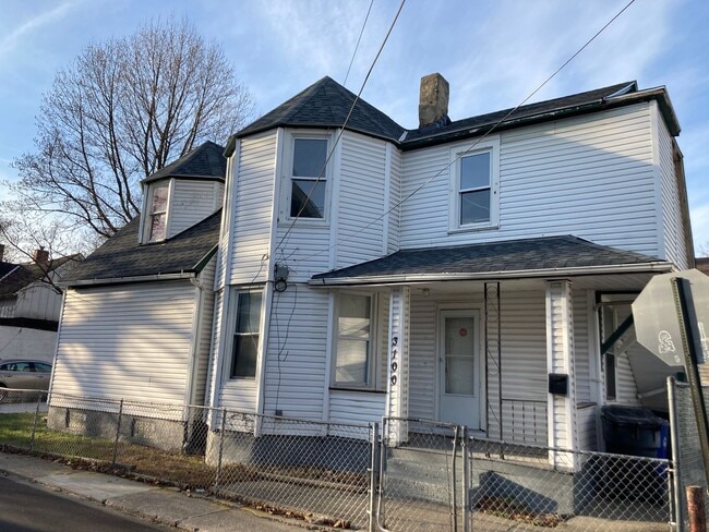 3100 Hancock Ave in Cleveland, OH - Building Photo - Building Photo