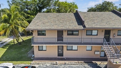 201 Cocoa Isles Blvd in Cocoa Beach, FL - Building Photo - Building Photo