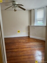 9 Barrows St, Unit B in Boston, MA - Building Photo - Building Photo