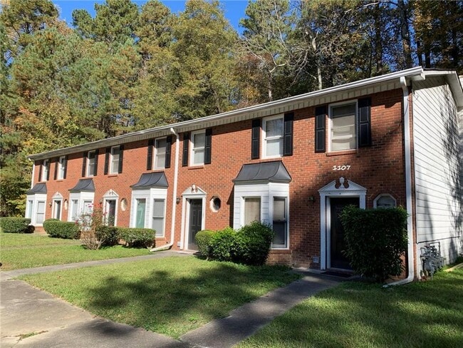 1107 Booth Ct SW in Marietta, GA - Building Photo - Building Photo