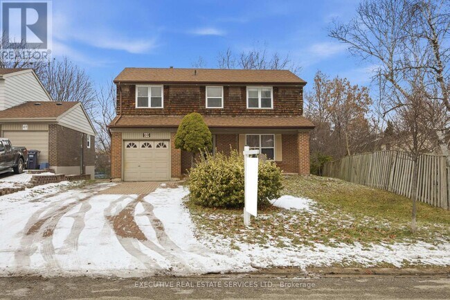 69 Lorraine Crescent in Brampton, ON - Building Photo - Building Photo