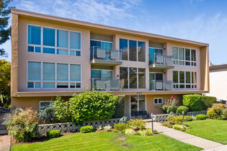 237 Elm in San Mateo, CA - Building Photo - Primary Photo