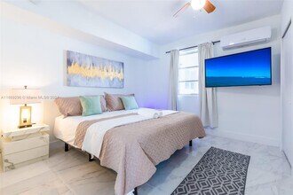 1230 SW 22nd Ter in Miami, FL - Building Photo - Building Photo