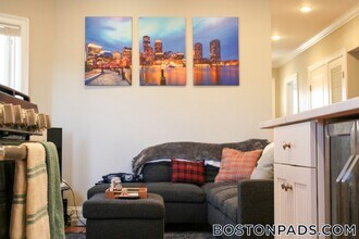 118 Holland St, Unit 2R in Somerville, MA - Foto de edificio - Building Photo