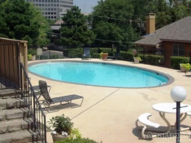 The Venue at Greenville in Dallas, TX - Building Photo - Building Photo