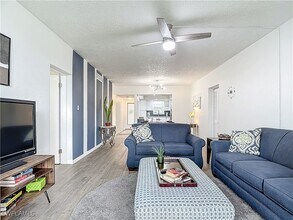 4613 SE 5th Ave in Cape Coral, FL - Building Photo - Building Photo