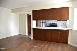 1521 Vista Del Mar Dr in Ventura, CA - Building Photo - Building Photo