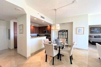 801 S Olive Ave in West Palm Beach, FL - Foto de edificio - Building Photo