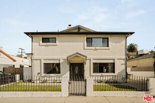5819 Ernest Ave in Los Angeles, CA - Building Photo