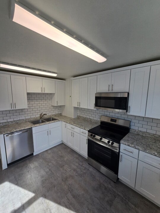 122 12th St N in Great Falls, MT - Building Photo