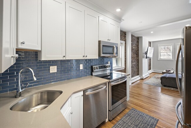 101 Rutherford Ave, Unit 1 in Boston, MA - Building Photo - Building Photo